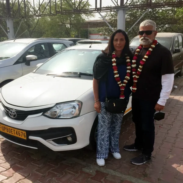 Car Booking Service for Taj Mahal Sunrise Tour By Car From Delhi