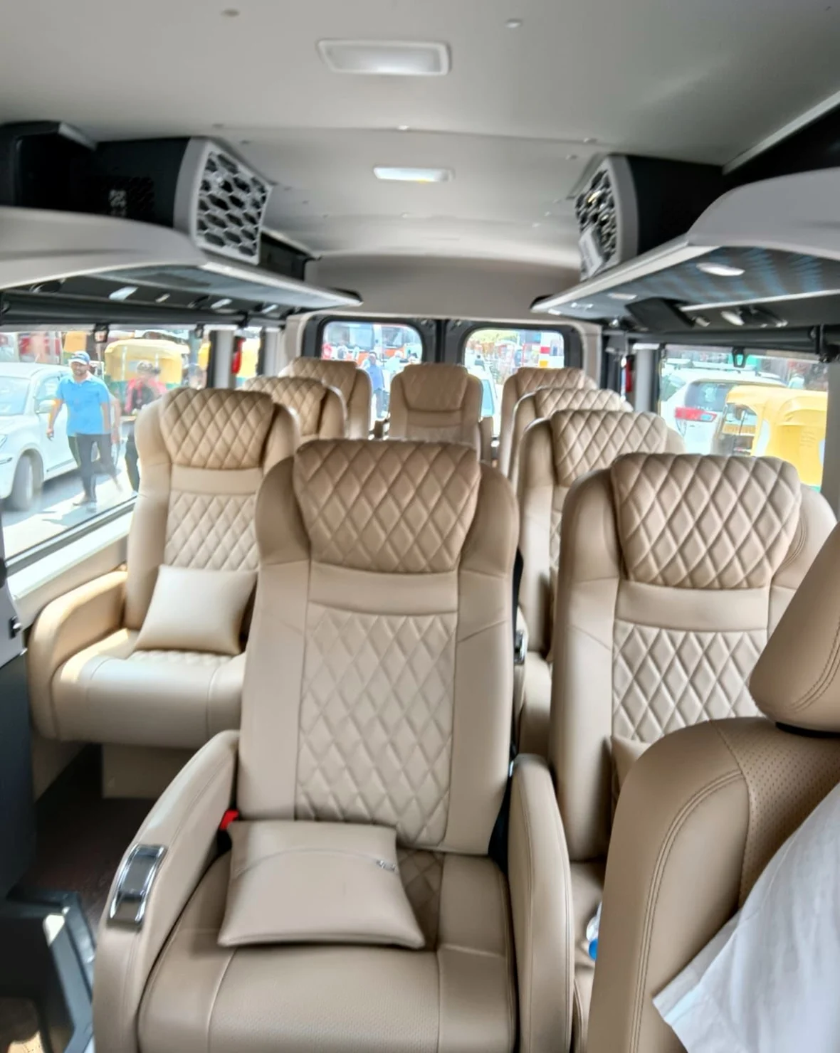 Car Booking for Taj Mahal Sunrise Tour By Car From Delhi